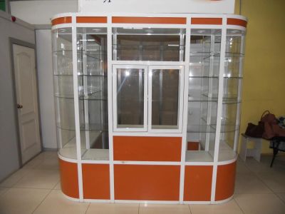 Лот: 4842503. Фото: 1. Продам стеклянные стеллажи. Торговое