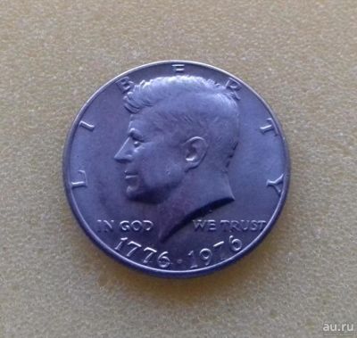 Лот: 10201563. Фото: 1. 50 центов 1976 года. США. 200... Америка