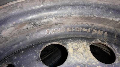 Лот: 9056028. Фото: 1. Продам шины зимние шипованные. Шины на дисках