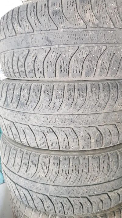 Лот: 19943886. Фото: 1. шины Bridgestone Ice Cruiser 7000... Шины