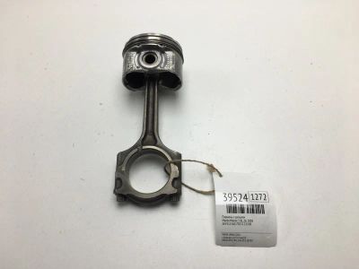 Лот: 20389349. Фото: 1. Поршень с шатуном Mazda Mazda... Двигатель и элементы двигателя