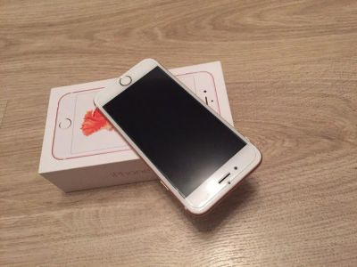Лот: 8638259. Фото: 1. iPhone 6S Rose Gold 16GB Apple... Смартфоны