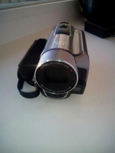 Лот: 7475152. Фото: 1. Canon Legria HF R16 + сумка. Видеокамеры