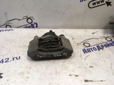 Лот: 21713143. Фото: 1. суппорт тормозной Mazda Demio... Тормозная система
