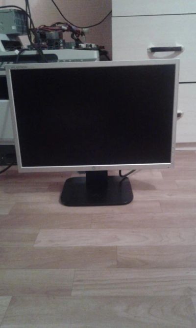 Лот: 6960064. Фото: 1. монитор LG FLATron l192ws широкоформатный... ЖК-мониторы