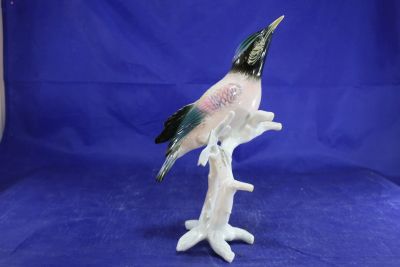 Лот: 16152725. Фото: 1. Статуэтка Фарфоровая птица Свиристель... Фарфор, керамика