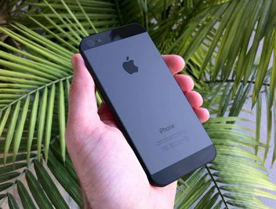 Лот: 5053570. Фото: 1. Смартфон Apple iPhone 5 16Гб черный... Смартфоны