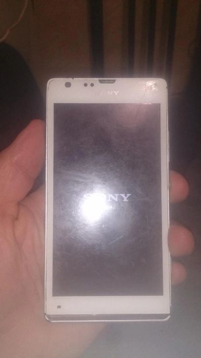 Лот: 10961978. Фото: 1. Sony Xperia sp (c5303) белый. Смартфоны