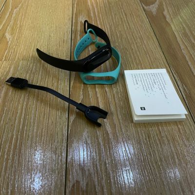 Лот: 20774329. Фото: 1. Умный фитнес браслет Xiaomi Mi... Смарт-часы, фитнес-браслеты, аксессуары