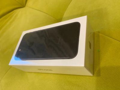 Лот: 12956690. Фото: 1. iPhone 7 32Gb black НОВЫЙ черный... Смартфоны