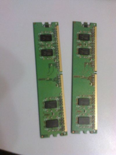 Лот: 6839256. Фото: 1. Две планки DDR2 Hynix 512Mb одним... Оперативная память