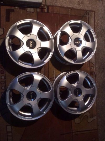 Лот: 6356457. Фото: 1. Литые диски G-Max R14 4x100/4x114... Диски
