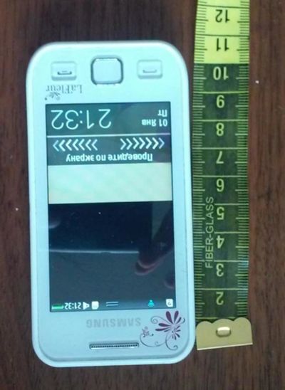 Лот: 9884749. Фото: 1. Смартфон samsung LaFleur работает... Смартфоны
