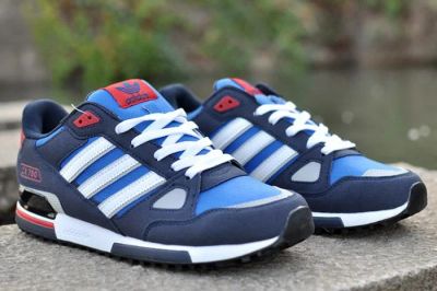 Лот: 8266790. Фото: 1. Кроссовки Adidas ZX 750 1. Кеды, кроссовки, слипоны