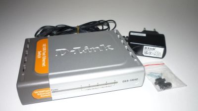 Лот: 5700671. Фото: 1. D-Link DES-1005D/E 5x 10/100 Fast... Коммутаторы