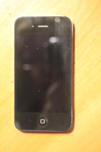 Лот: 5204132. Фото: 1. iPhone 4 16 gb черный в хорошем... Смартфоны