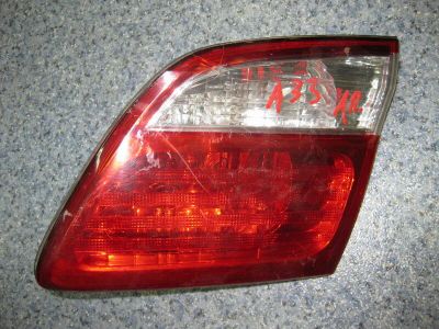 Лот: 20895563. Фото: 1. Фонарь крышки багажника Nissan... Двигатель и элементы двигателя