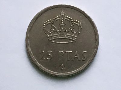 Лот: 12746978. Фото: 1. Испания, 25 песет. 1975 год. Европа