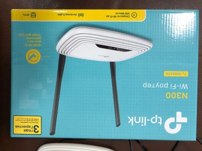 Лот: 17517894. Фото: 1. WiFi роутер tp link. Маршрутизаторы (роутеры)