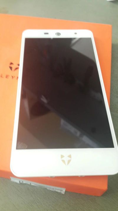 Лот: 10632264. Фото: 1. Дисплейный модуль Wileyfox Swift... Дисплеи, дисплейные модули, тачскрины