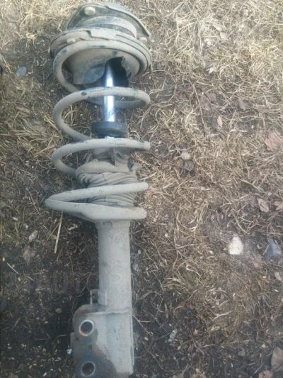 Лот: 7406364. Фото: 1. Стойики Карины Е кузов ST190. Ходовая, подвеска, рулевое управление