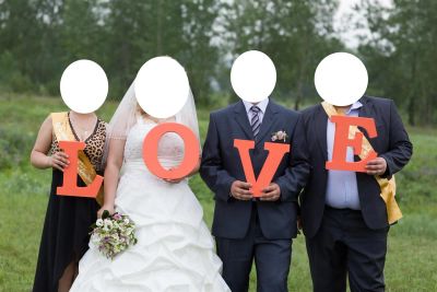 Лот: 3098633. Фото: 1. Буквы LOVE из пенопласта для фотосессии... Другое (свадебная мода)