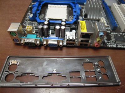 Лот: 5604795. Фото: 1. Материнская плата AM3 фирма asRock... Материнские платы