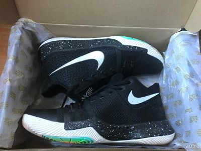 Лот: 4989847. Фото: 1. Баскетбольные кроссовки Nike kyrie... Кеды, кроссовки, слипоны