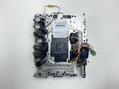 Лот: 24776072. Фото: 1. Блок клапанов автоматической трансмиссии... Трансмиссия