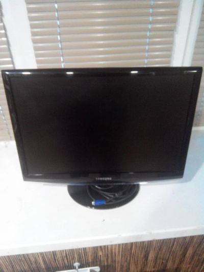 Лот: 9022034. Фото: 1. Samsung SyncMaster 2233NW. ЖК-мониторы