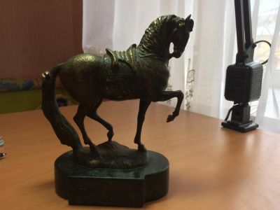 Лот: 11235025. Фото: 1. статуэтка конь. Предметы интерьера и быта