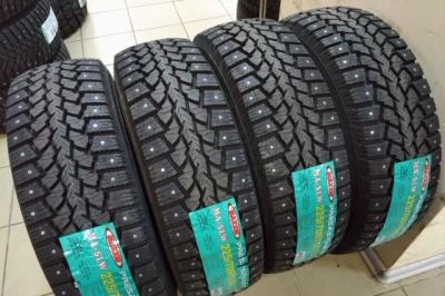 Лот: 15239791. Фото: 1. 225/70R15C 112/110Q 8PR Maxxis... Шины