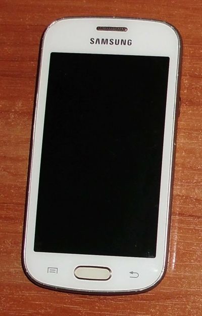 Лот: 24680605. Фото: 1. Нерабочий смартфон Samsung GT-S7390. Смартфоны