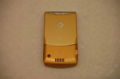 Лот: 2058880. Фото: 1. Motorola v3i GOLD. Кнопочные мобильные телефоны
