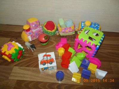 Лот: 7140924. Фото: 1. Развивающие игрушки для малыша... Развивающие