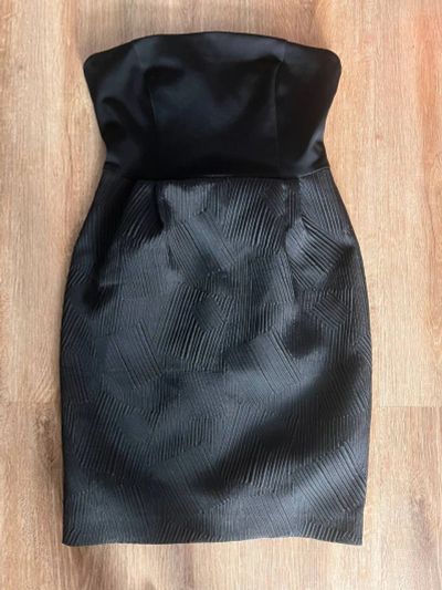 Лот: 24394258. Фото: 1. Платье Pennyblack. Платья