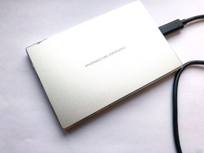 Лот: 12810397. Фото: 1. LaCie Porsche Design Mobile Drive... Внешние жесткие диски