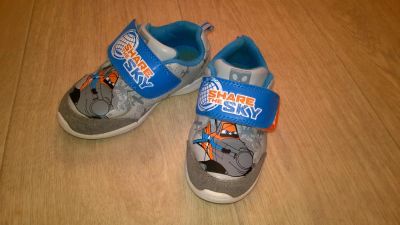Лот: 5592716. Фото: 1. Продам кроссовки Dusty, 25 р-р... Кеды, кроссовки