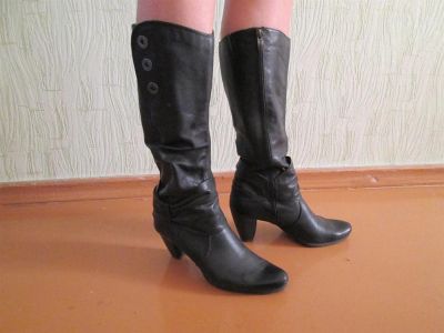 Лот: 3235899. Фото: 1. Сапоги осенние черные Tamaris... Сапоги