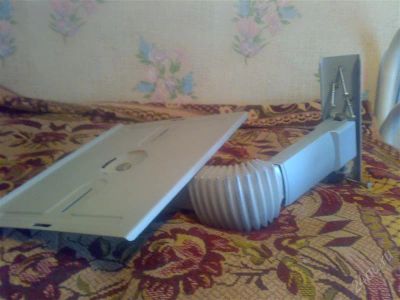 Лот: 787458. Фото: 1. подставка (кронштейн) под телевизор. Кронштейны, стойки, подставки