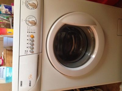 Лот: 4422374. Фото: 1. Продам стиральную машину zanussi... Стиральные машины