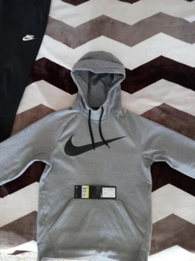 Лот: 11591250. Фото: 1. Толстовка NIKE НОвая///. Свитеры, толстовки