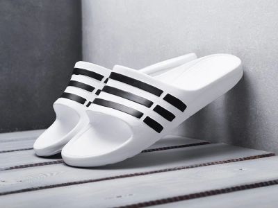 Лот: 16032593. Фото: 1. Сланцы Adidas (15400). Кеды, кроссовки, слипоны