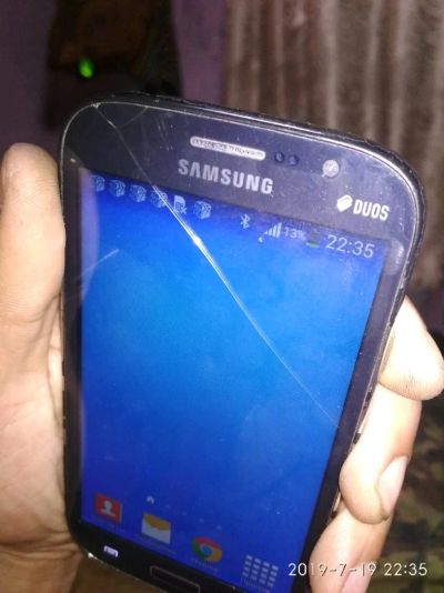 Лот: 14154253. Фото: 1. Samsung gt i9060 dual sim. Смартфоны
