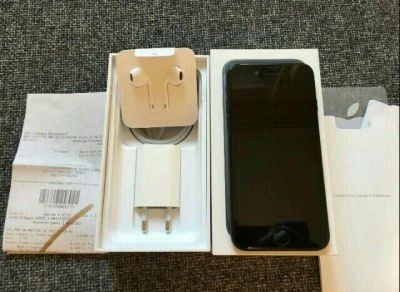 Лот: 10578476. Фото: 1. Apple IPhone 7 black 128gb. Смартфоны