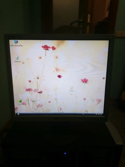 Лот: 11246079. Фото: 1. Монитор Samsung 720N. ЖК-мониторы