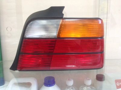 Лот: 12747875. Фото: 1. Фонарь BMW E36 92-95 правый 444-1902R-UE. Оптика и освещение