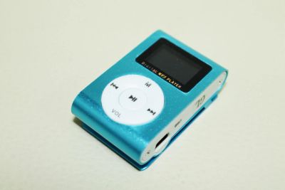 Лот: 6343557. Фото: 1. Плеер MP3 JHC Shuffle с дисплеем... Плееры