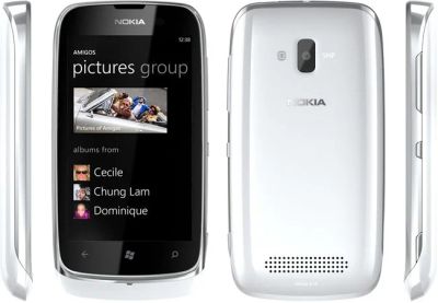Лот: 4198993. Фото: 1. Новый Nokia Lumia 610 белый. Смартфоны