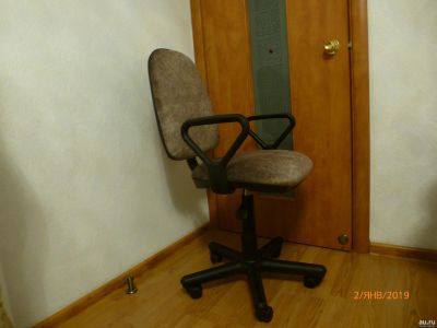 Лот: 13043517. Фото: 1. Кресло офисное .... новый велюр... Стулья и кресла офисные